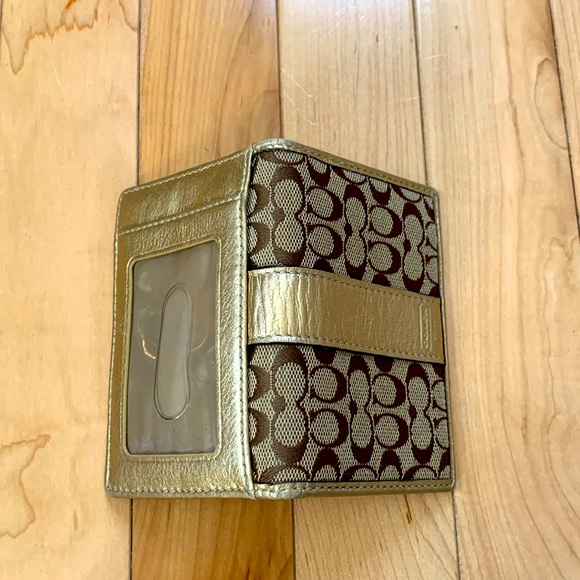 Matching coach purse and wallet - Picture 9 of 9